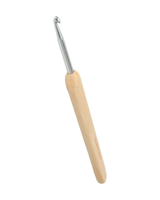 ChiaoGoo Metal Head Crochet Hook with Natural Bamboo Handle